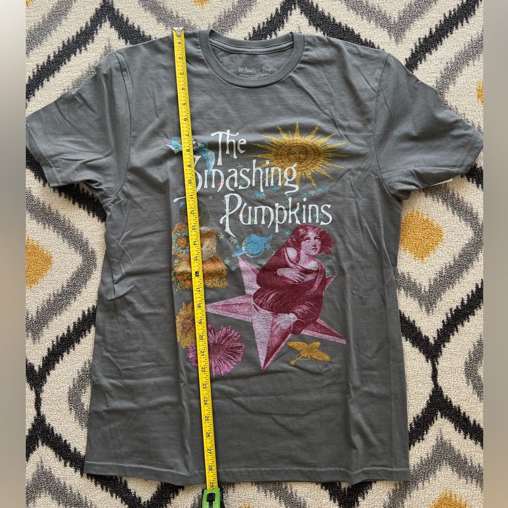Brand new smashing pumpkins shirt. Size small